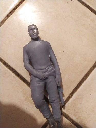 Figurine résine a peindre - ,