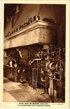 CPA Beaune Hotel Dieu Tourne broche et cheminee jumelee (1367499)