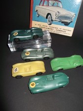 lot de voitures publicitaires