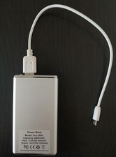 Batterie Power Bank Acc1504 universelle rechargeable 3000mAh USB A avec lampe