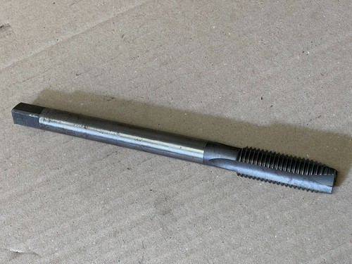 Taraud long m20 - 2,5,