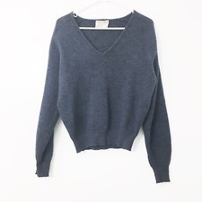 Tundra Size: Medium 100% Wool Pullover Ocean Blue Long Sleeve V-Neck Sweater Top