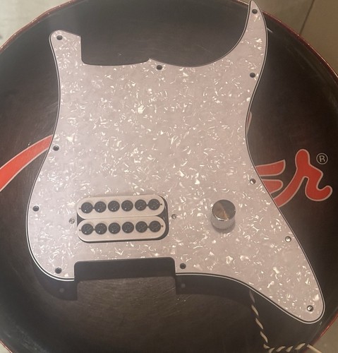 Tom delonge import invader usa - tom,