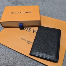 LOUIS VUITTON M30537