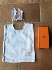 Hermès bébé - Bavoir en lin et coton blanc avec H brodé