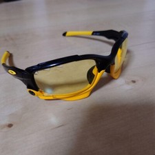 Lunettes de soleil OAKLEY JAWBONE LIVESTRONG EDITION accessoires de mode vint...