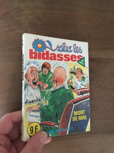 Petit format salut - salut, les