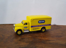 Camion 1/50 - Corgi - Mack B Series Van - Breyer