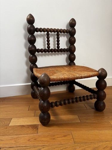Chaise basse brutaliste - basse,