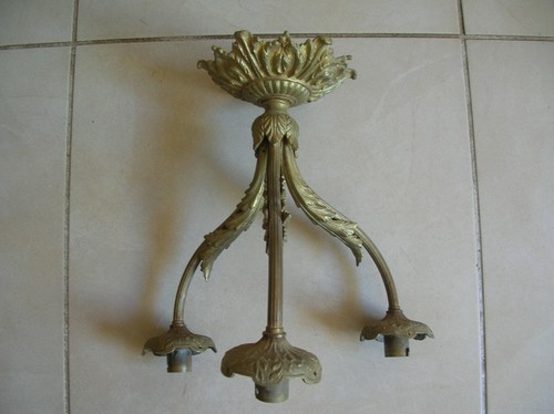 Ancien lustre plafonnier
