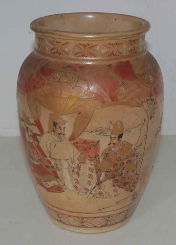 Vase satsuma cassé recollé