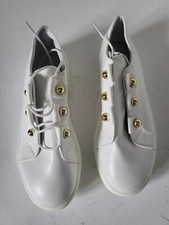 Baskets basses blanches boutons dorés à lacets Taille 37