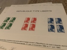 Lot Collection Historique Timbre Poste Français 1984