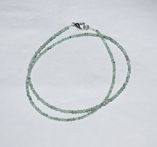 Collier en gemme de