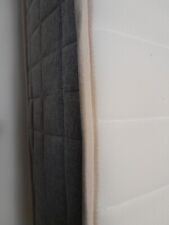 Deux matelas à mémoire de