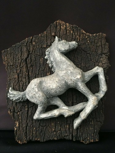 Sculpture bas relief cheval - sculpture, bas-relief