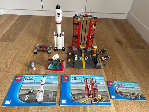 Lego 3368 centre spatial - centre,