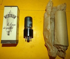 LAMPE TUBE RADIO MILITAIRE , NEOTRON REFERENCE 25L6GT  ,NOS AND NIB TUBES , RAD
