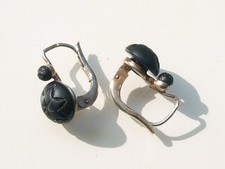BELLES BOUCLES D'OREILLES