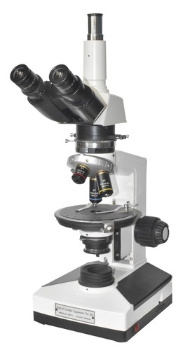 Microscope polarisant