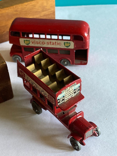 Bus miniatures lesney 2 - bus,