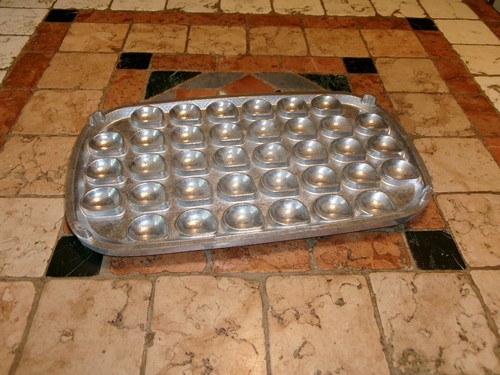 Ancien moule fonte aluminium - p,