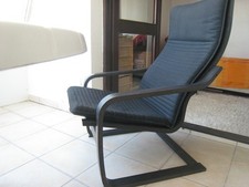 Fauteuil modèle Poäng - IKEA - Structure couleur noir, coussin noir