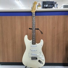 (FENDER) JAPAN ST62 Corps en