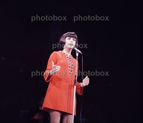 Mireille mathieu exclusive - *,