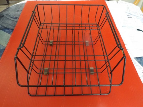 Vintage metal wire tier - metal, 2