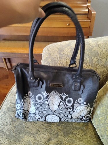 Loungefly skull print cross - loungefly,