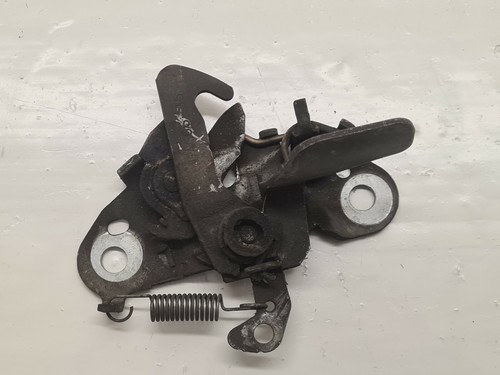 Système attache capot - , moteur