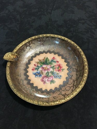 Vintage gold ashtray with - gold,