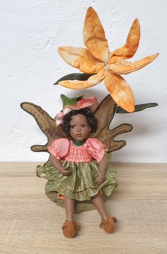 Poupée artiste porcelaine - poupée,