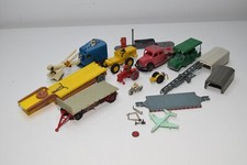 B46 1:60 ?? SIKU PLASTIQUE LOT REMORQUE GRUE TRACTEUR MAGIRUS FAIR COND.