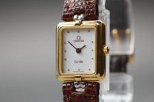 Montre à quartz carrée femme