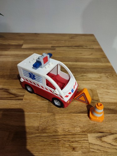 Ambulance lego duplo - ambulance,