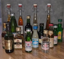 Lot mignonnettes alcool - mignonnettes,