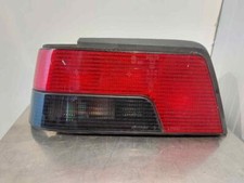 Enjoliveur Inf Feu Arriere Gauche pour PEUGEOT 405 BERLINA * 98006