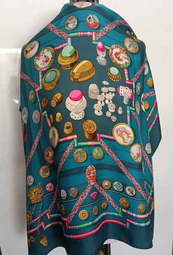 Foulard hermès petite - hermès,