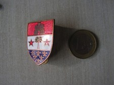 insigne  110  eme regiment infanterie  us       (classeur 20)