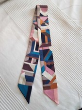 HERMÈS Foulard / Echarpe Twilly 86 x 5cm - Bel état