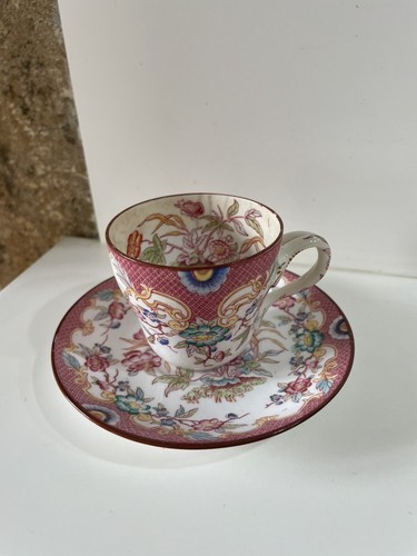 Superbe tasse sous - et,
