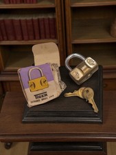 Ancien cadenas vintage Tiger avec boîte d’origine, collection rétro sécurité