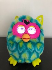 furby hasbro 2013 turquoise jaune fonctionne bon état PORT OFFERT