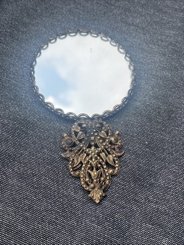 Ancien miroir loupe émaillé