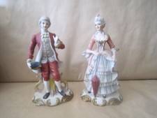 PAIRE DE STATUETTES FIGURINE