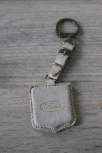 Ancien porte cle collection - cle,