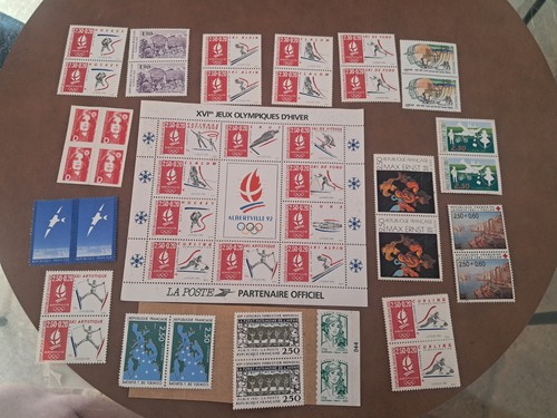 Petit lot timbres neufs - petit, de