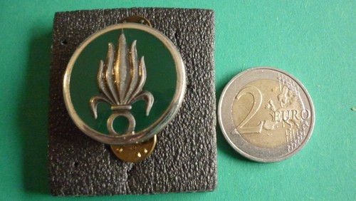 Insigne militaire disque - disque, de